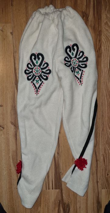 Nowy strój góralski wełniany z el. Parzenicy kapelusz