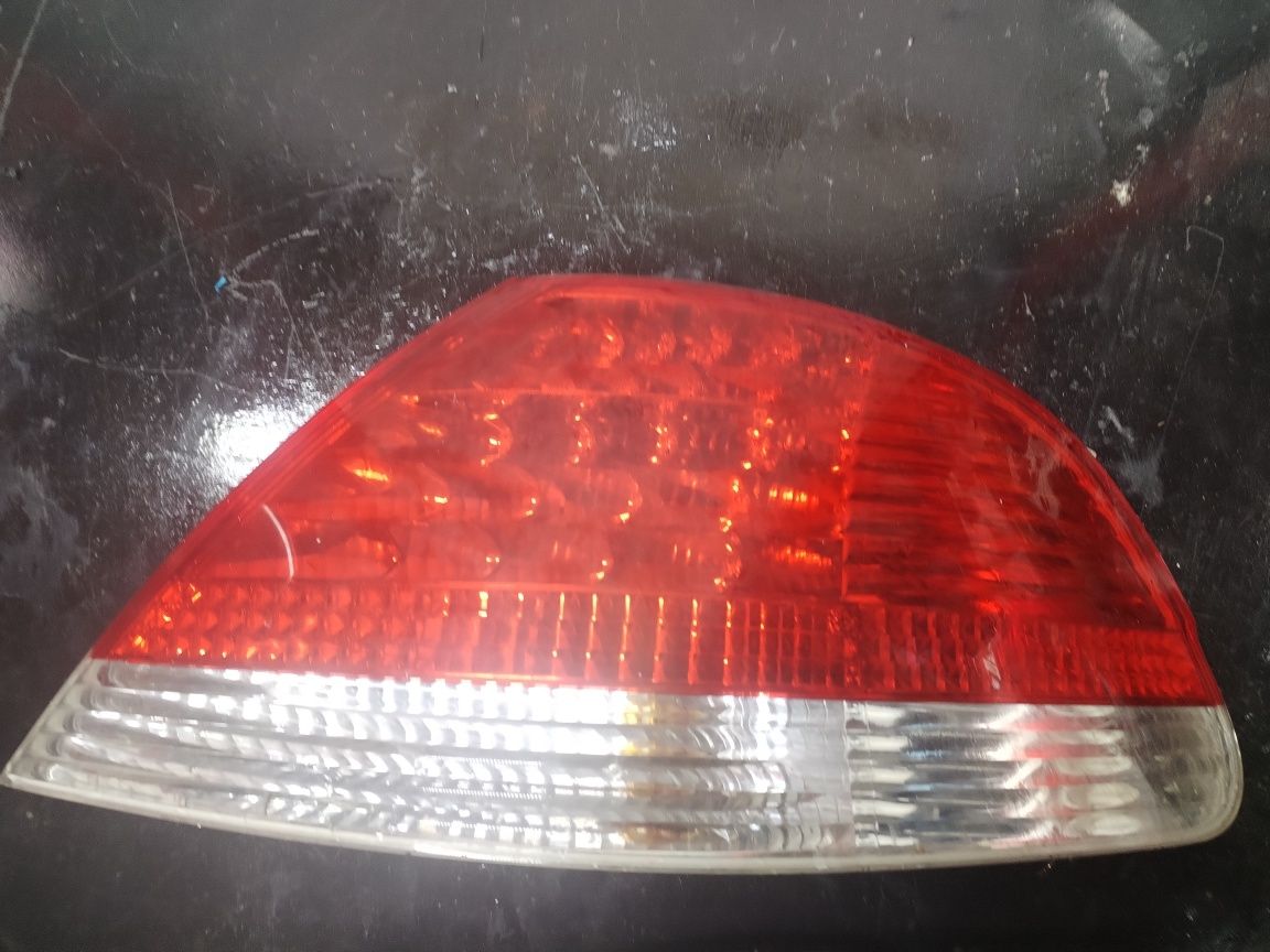 Lampa prawy tył BMW E65