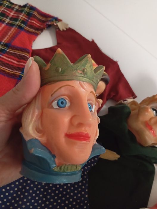 Кукли дитячого лялькового театру