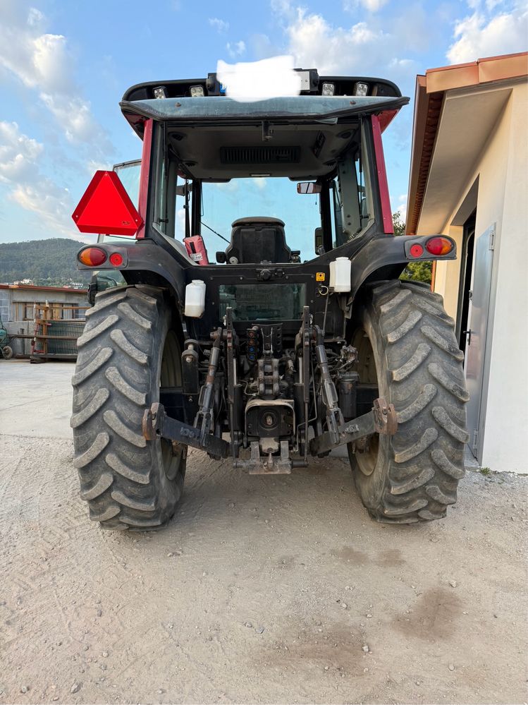 Valtra N92 com carregador MX
