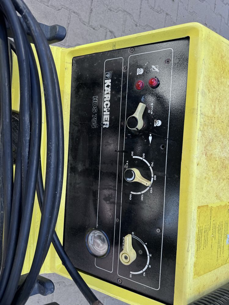 Sprzedam Myjke Karcher Profesional HDS 755