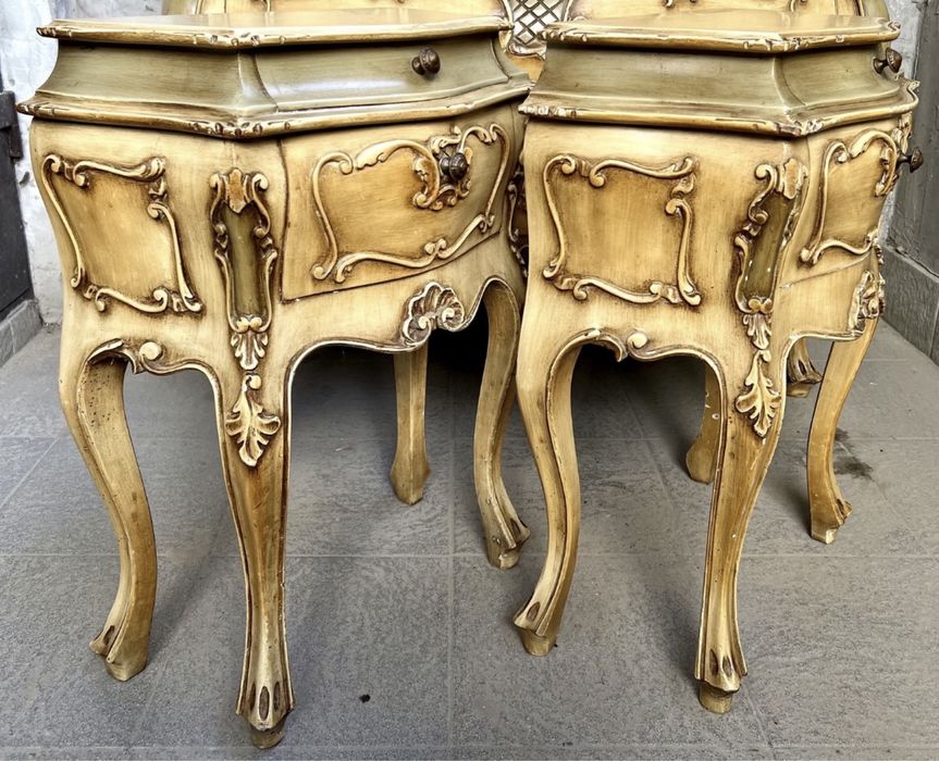 Антикварная мебель для  спальни