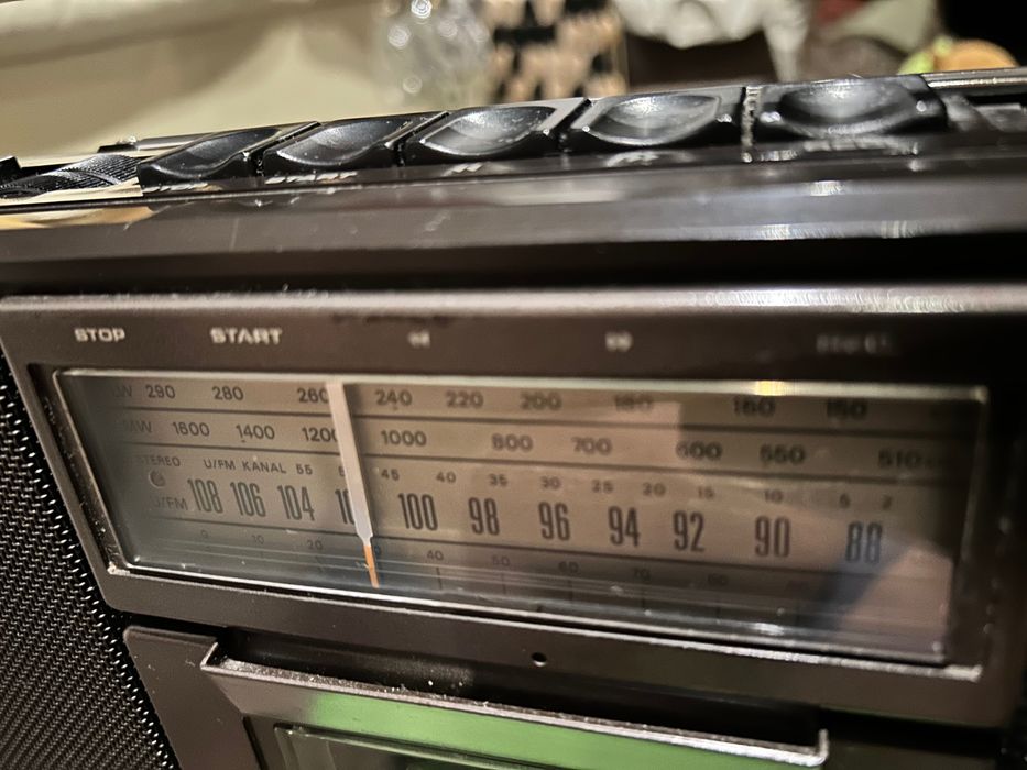 Radiomagnetofon Grundig RR450 taki sam jak Kasprzak RMS451 od UNITRA