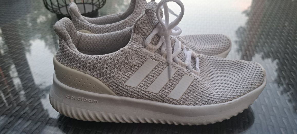 Buty sportowe siateczkowe Adidas ,rozm.40 i 2/3