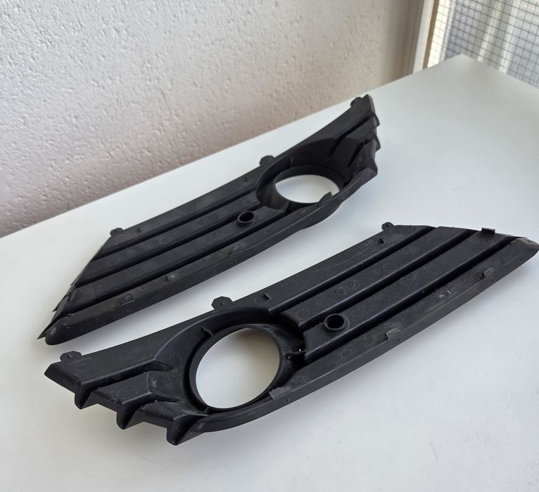 Grelhas nevoeiro Originais Opel Astra H