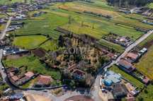 Palacete T6 de estilo Colonial com Jardim em Arada, Ovar
