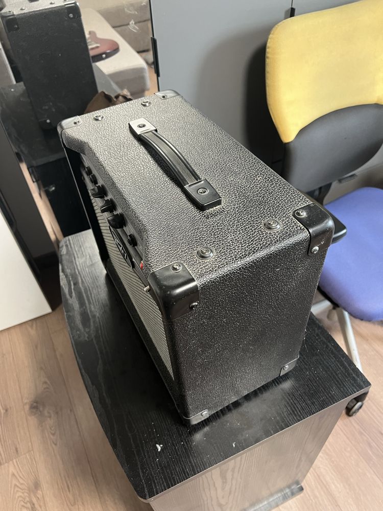 Комбопідсилювач Peavey valveking royal 8 повністю ламповий