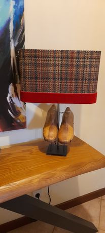 Candeeiro com forma de sapatos vintage