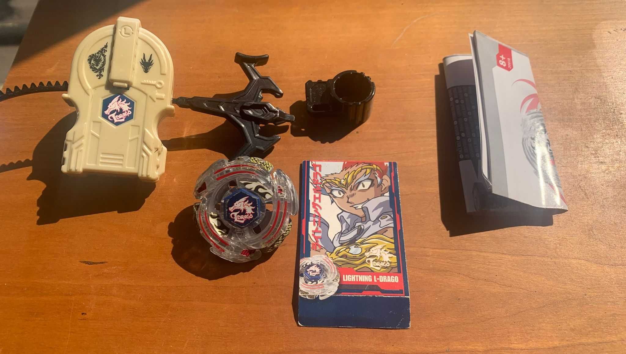 Beyblade Lightning L-Drago Hasbro + Código + Lançador