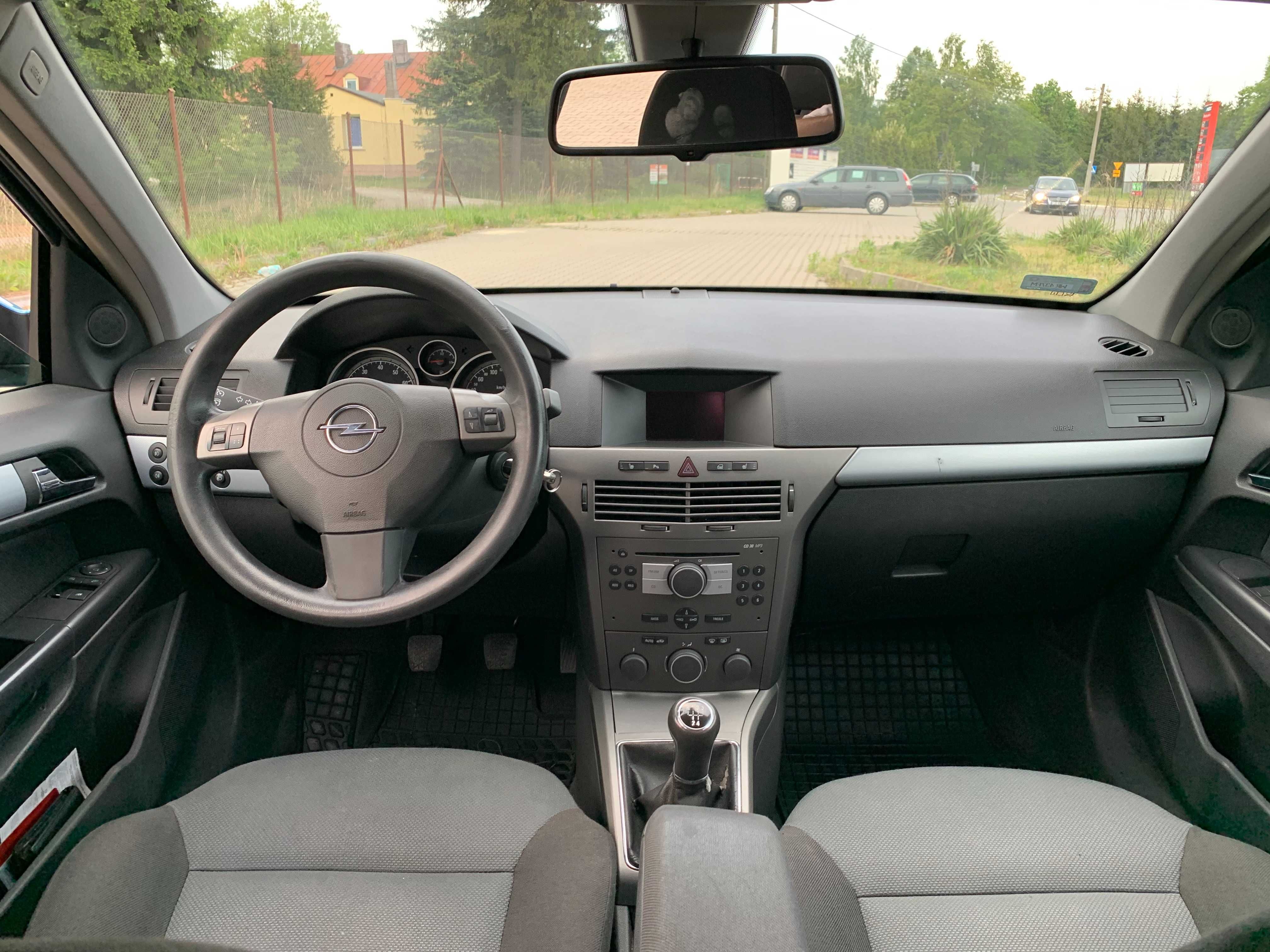 Opel Astra H*1.6 LPG**