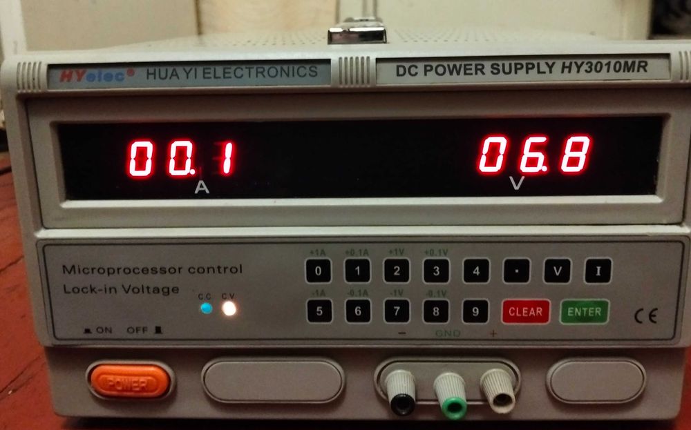 Регулятор напруги