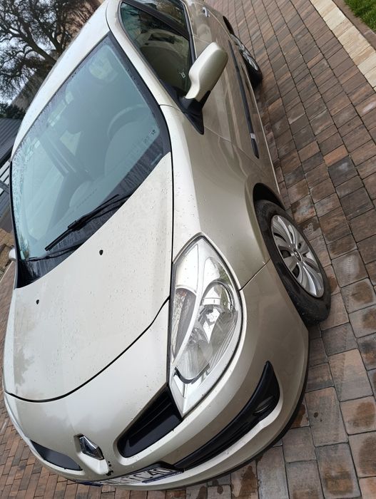 Renault Clio III benzyna 1.4 2006