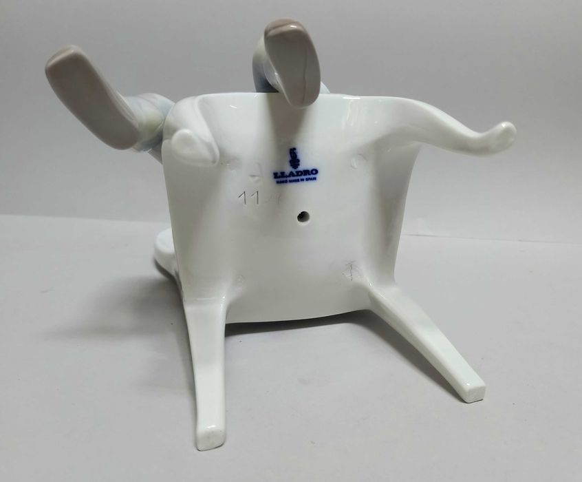 Arlekin z kotkiem, figurka, Hiszpania Lladro, wys. 25 cm