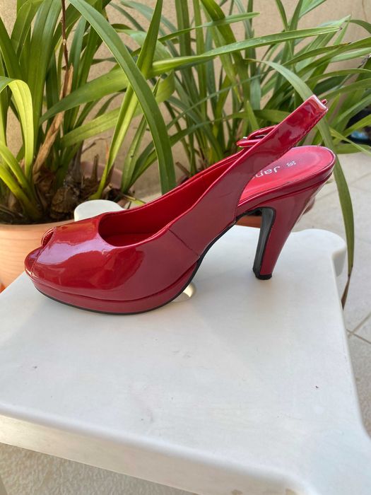 Sandálias de Salto Alto Vermelhas Jane Klain - Tamanho 36