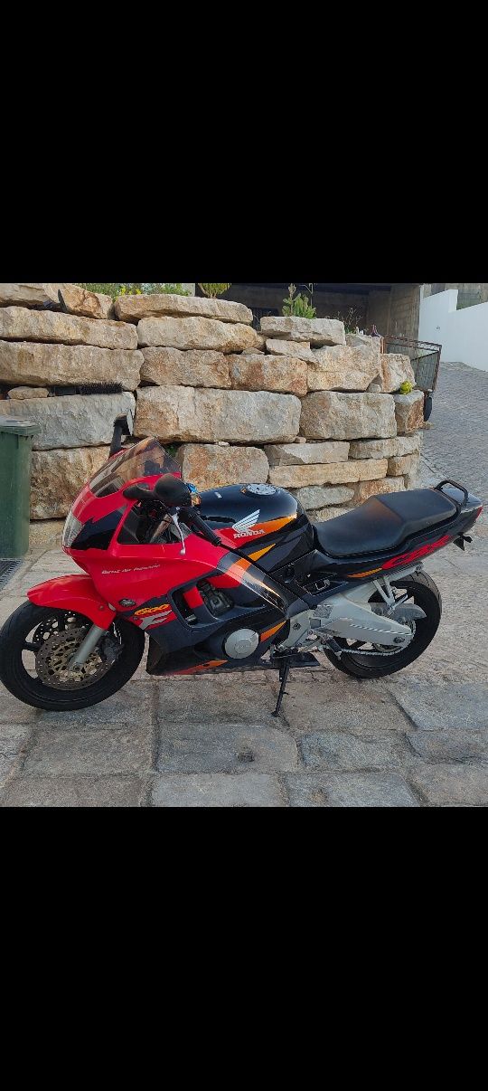 Honda CBR 600 F3 A2