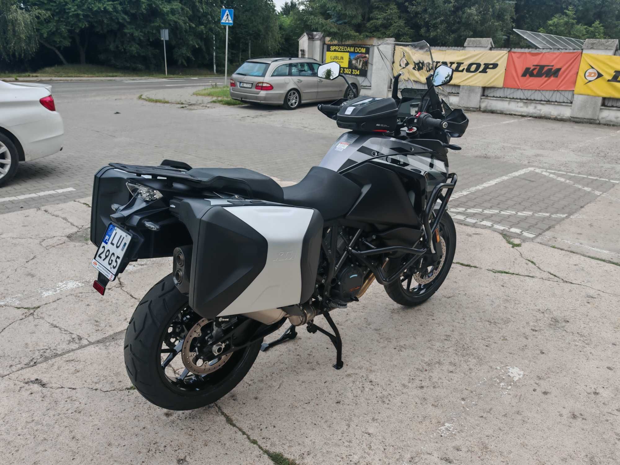 Ktm 1290 Super Adventure S, srebrny, 2020 rok.