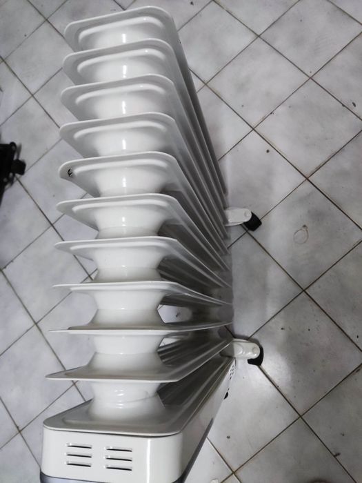 Aquecedor óleo Fagor 2500w
200