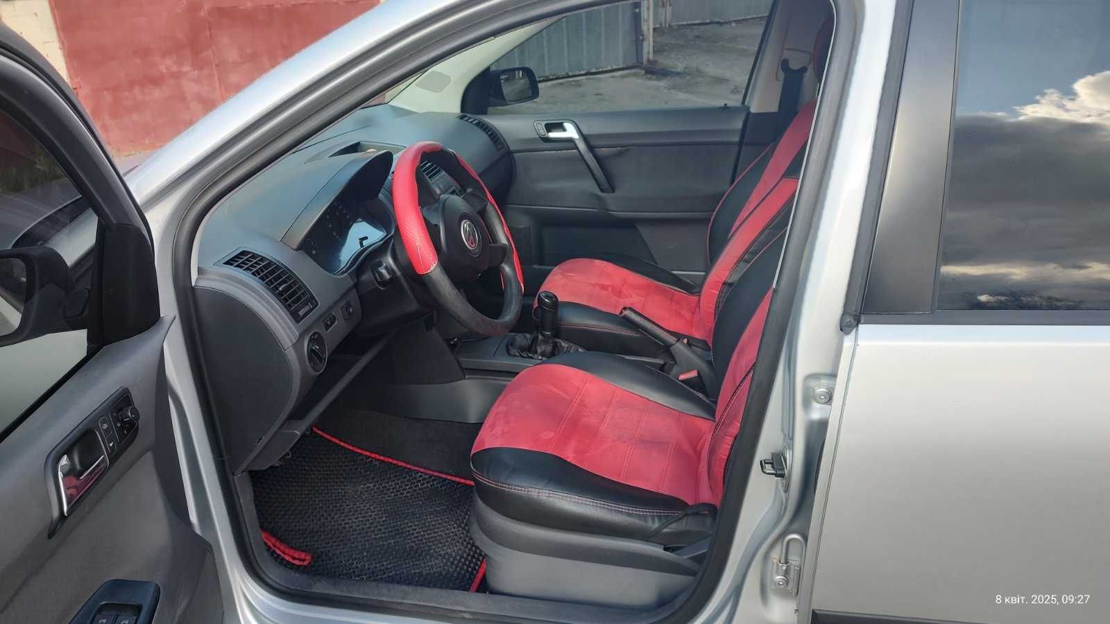 Продам VW POLO в нормальному стані ГАЗ БЕНЗИН