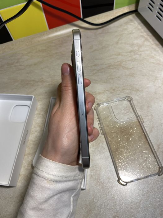 iPhone 15 Pro Max White Titanium