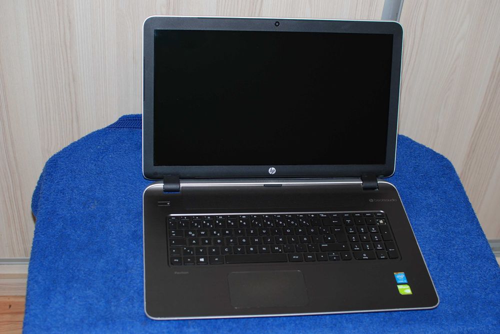 Laptop HP i5 5 generacji 17" LED 8GB DDR3 SSD grafika GF840 4GB