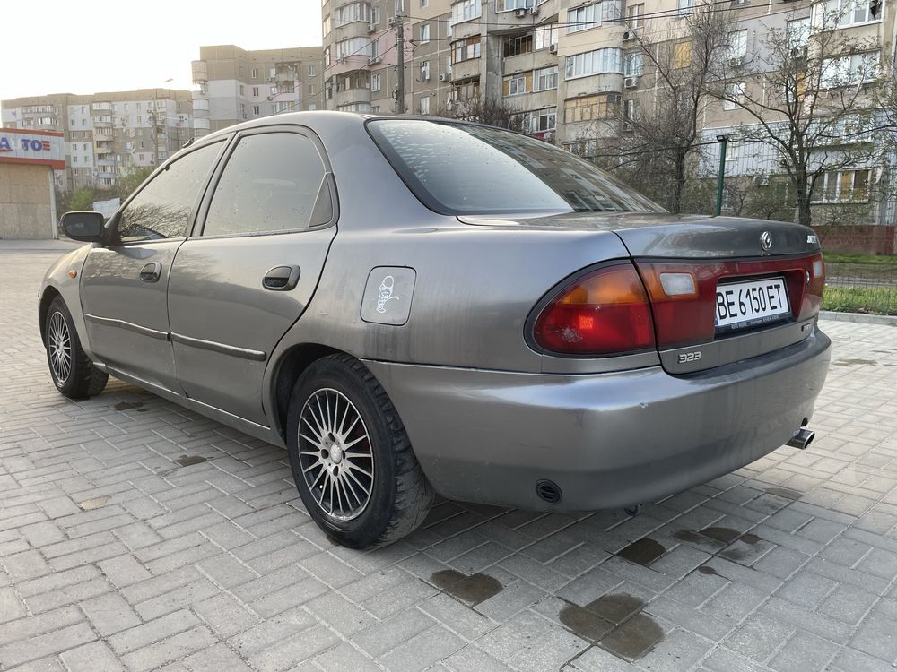 Mazda 323 1.5 газ/бензин