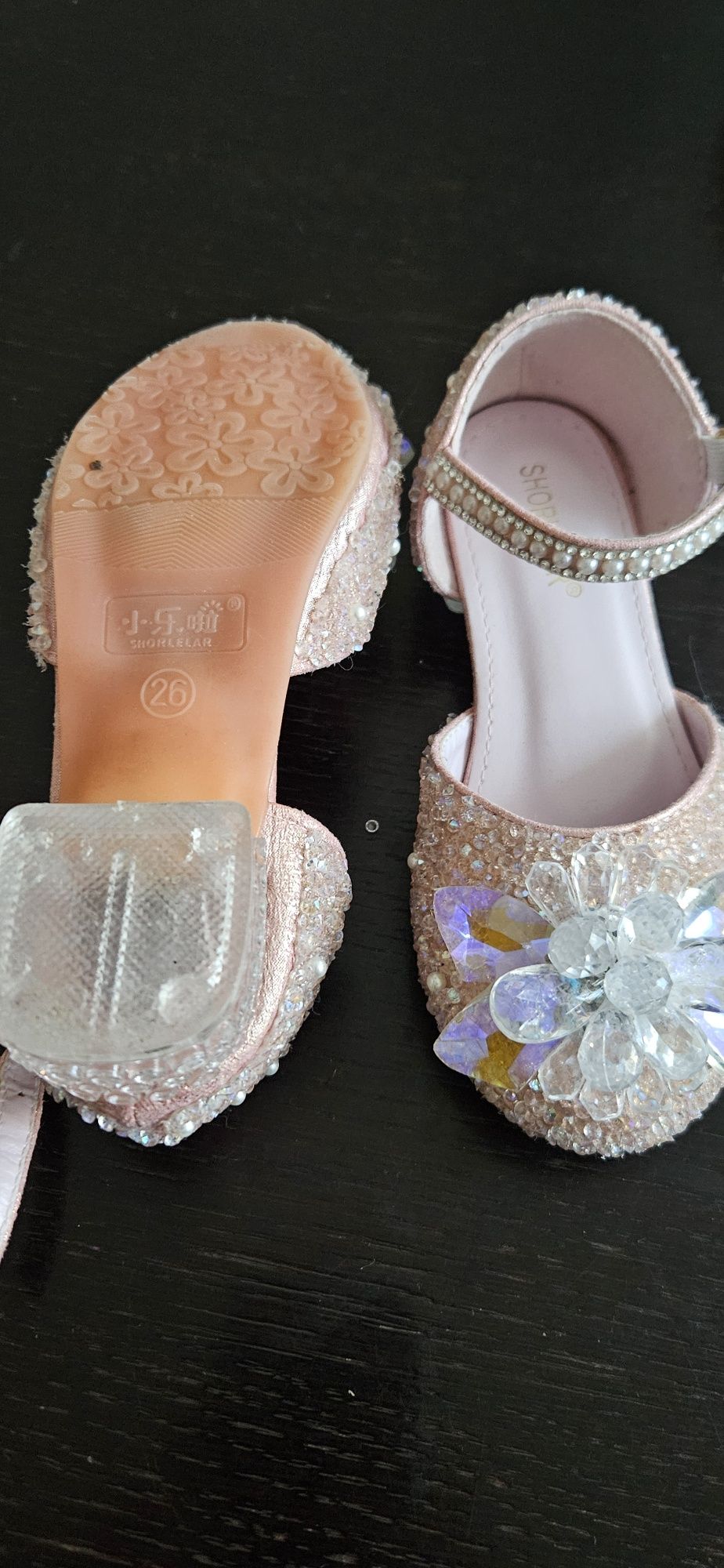 Różowe buty dla dziewczynki z kryształkami i sztucznymi  roz. 26