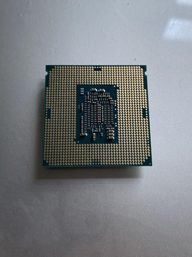 Процессор intel core i7 6700 4 ядра 8 потоков 4.0 Ггц частота интел