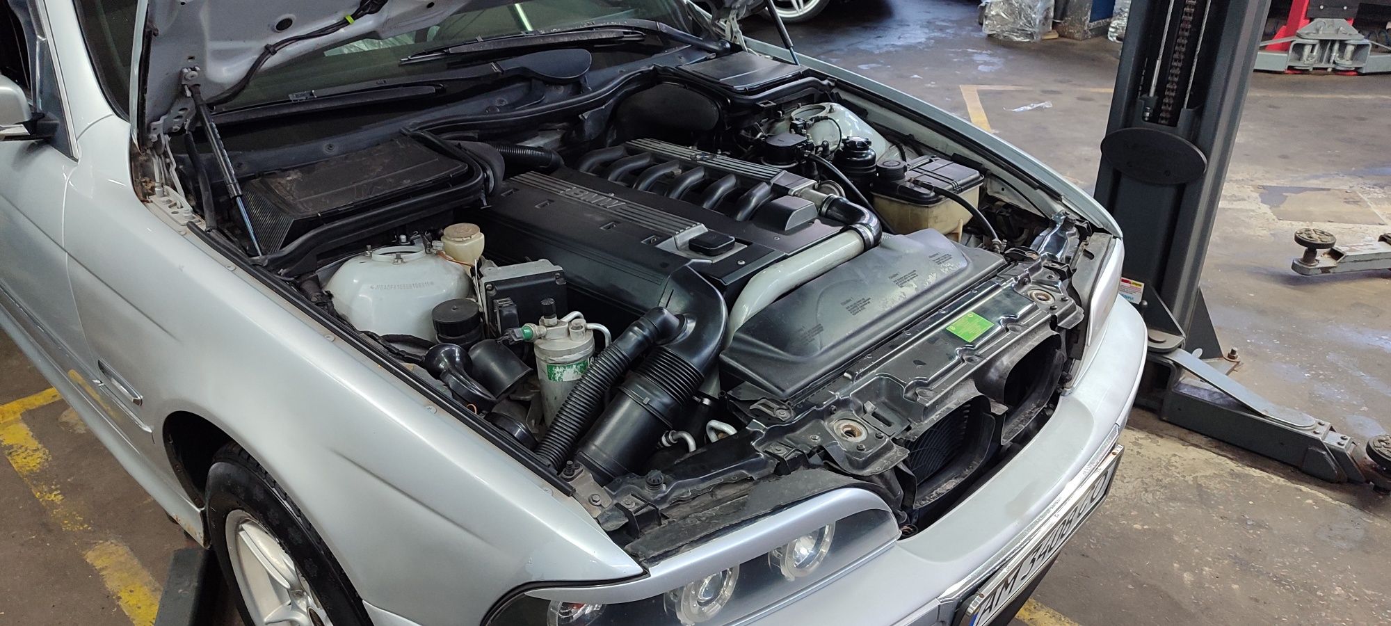 BMW e39 525 tds продам