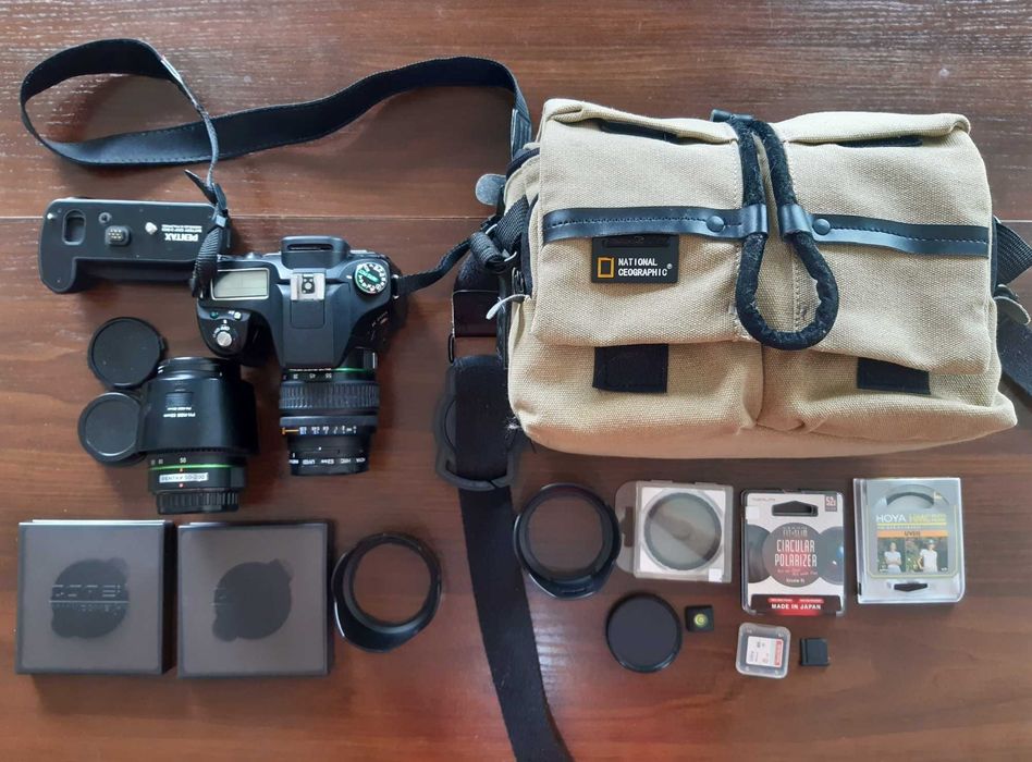 Zestaw PENTAX K200D, 2 obiektywy, grip, filtry, torba. 10 tys. zdjęć!