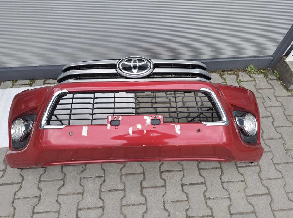 Разборка HILUX toyota Хайлюкс Хайлакс бампер передній Хилюкс