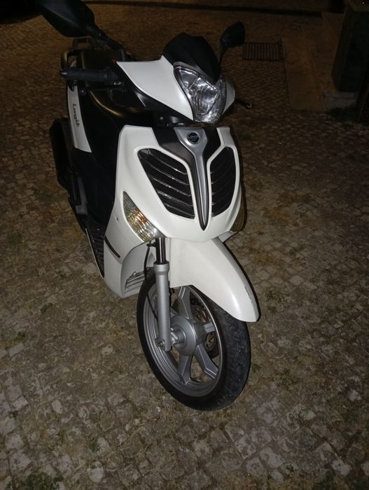 Keeway Logik branca 125cc