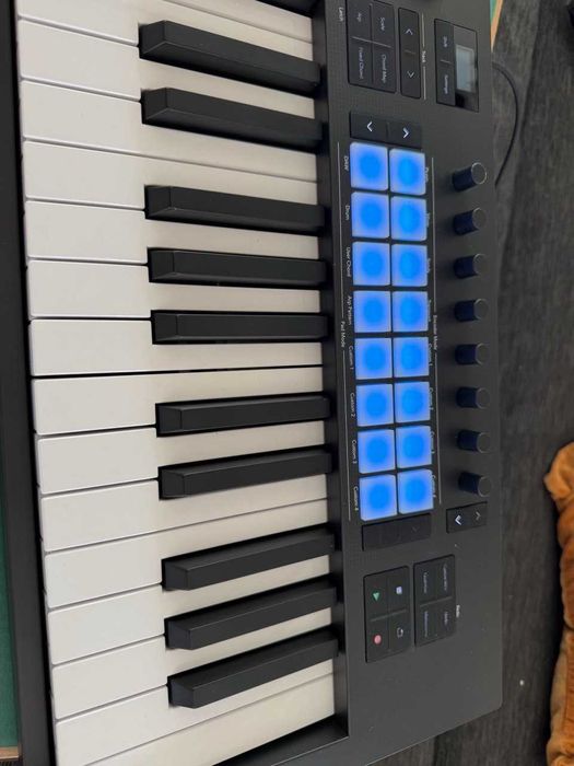 Novation Launchkey 49 MK4 – Novo c/GARANTIA – preço especial