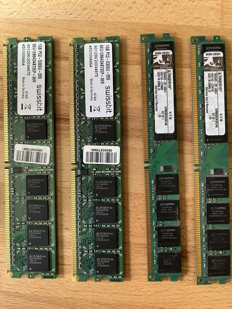 Pamięć RAM DDR2 2x2GB + 2x1GB