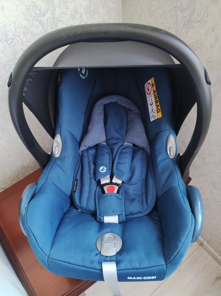 Автокресло MAXI-COSI CabrioFix (Essential Blue)