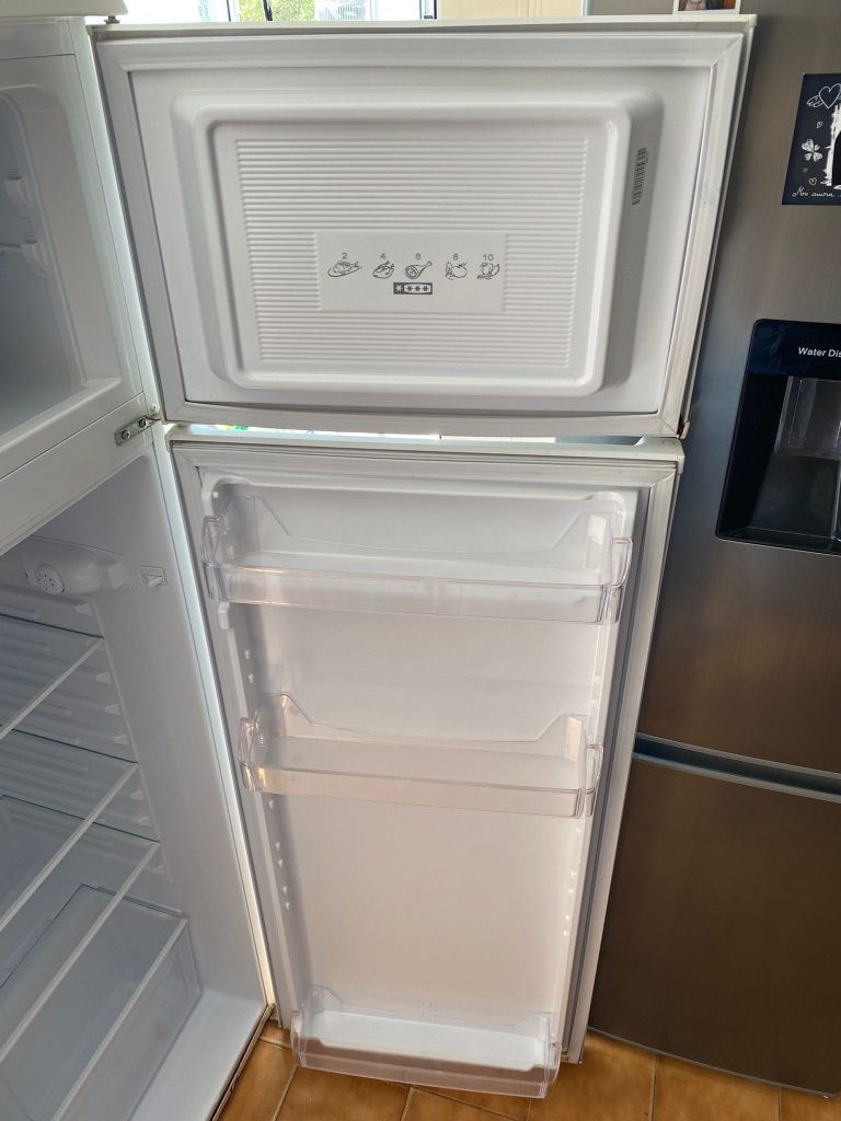 Frigorífico à venda
