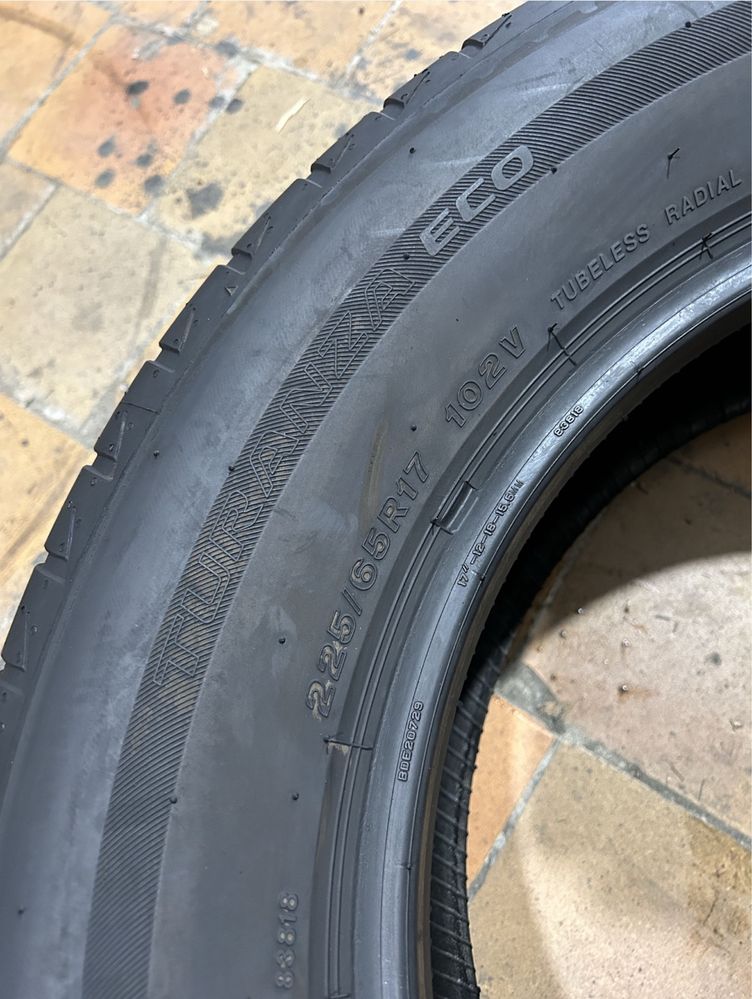 225/65R17 Bridgestone Turanza