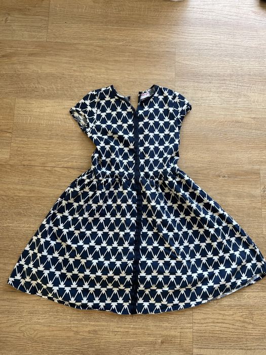 Sukienka dziewczeca 146