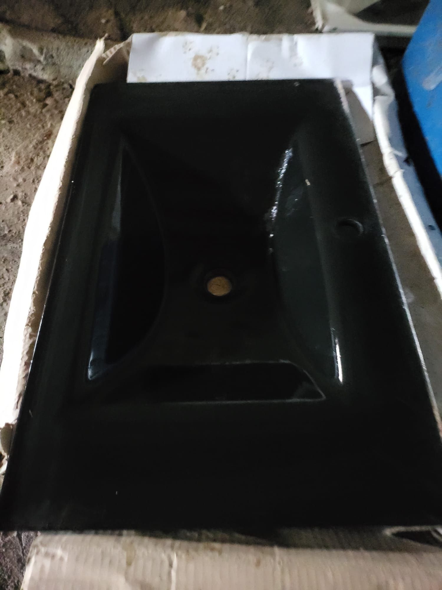 Lavatório cerâmica preto