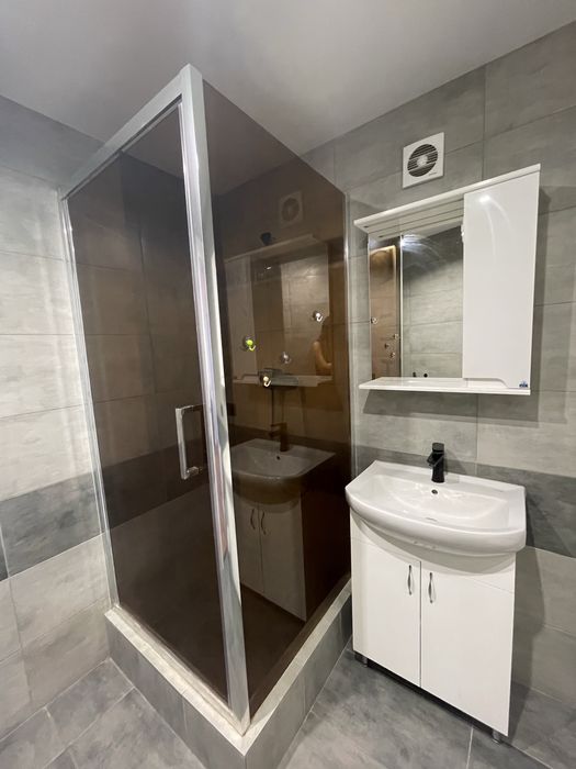 Продаж 1 кім.квартири 45М2 з МЕБЛЯМИ по вул.Незалежності 74/Сертифікат