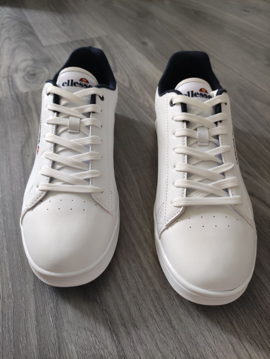 Кросівки Ellesse..