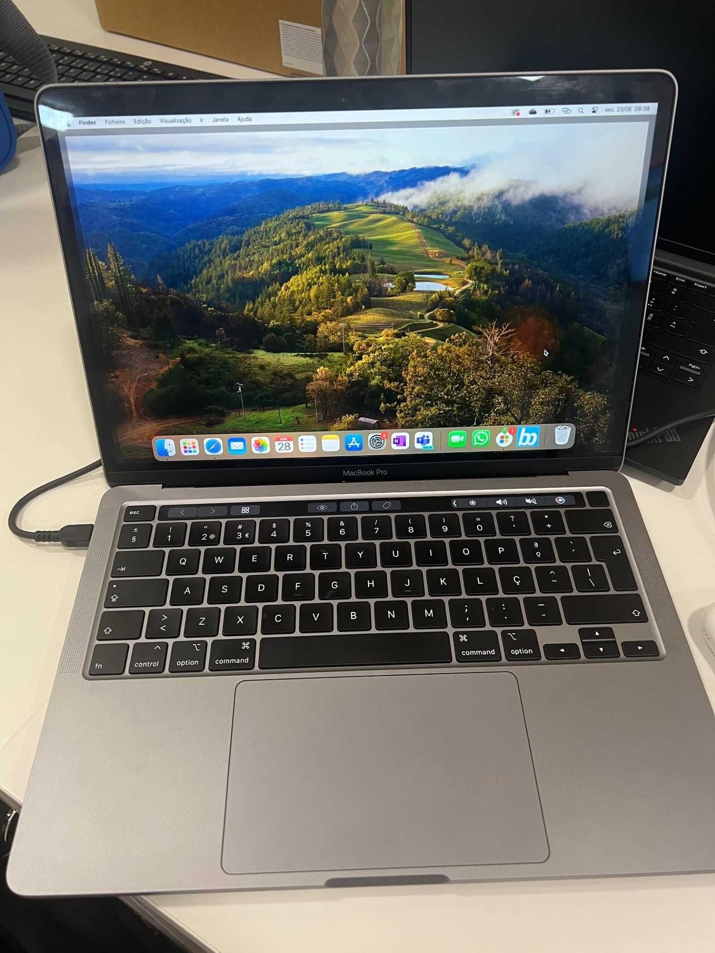 MacBook Pro 13" (2020, 4 portas Thunderbolt 3) C/ Garantia