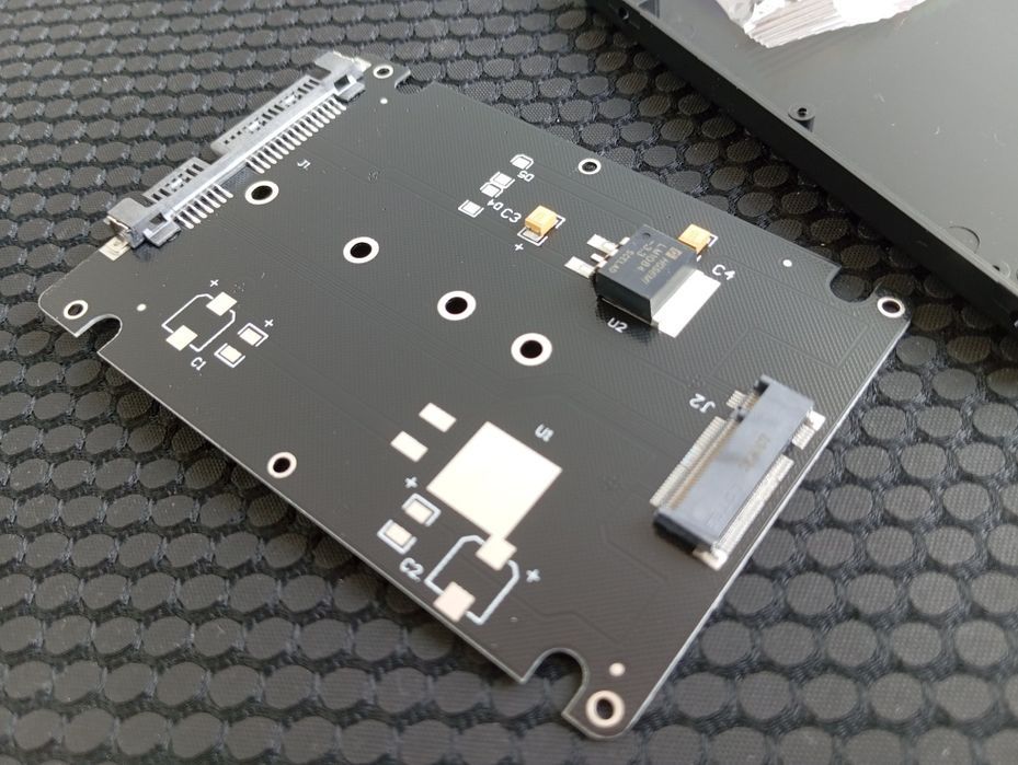 Переходник, адаптер M.2 SATA (NGFF) SSD на SATA в корпусе 2.5" (Новый)