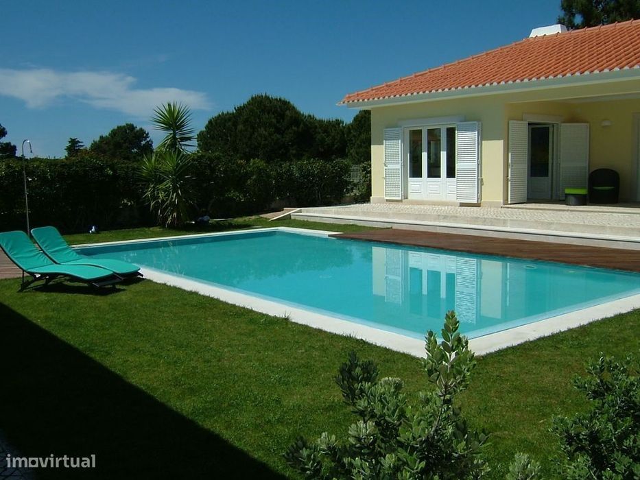 Fantástica Propriedade na Aldeia do Meco - A 500m da Praia!