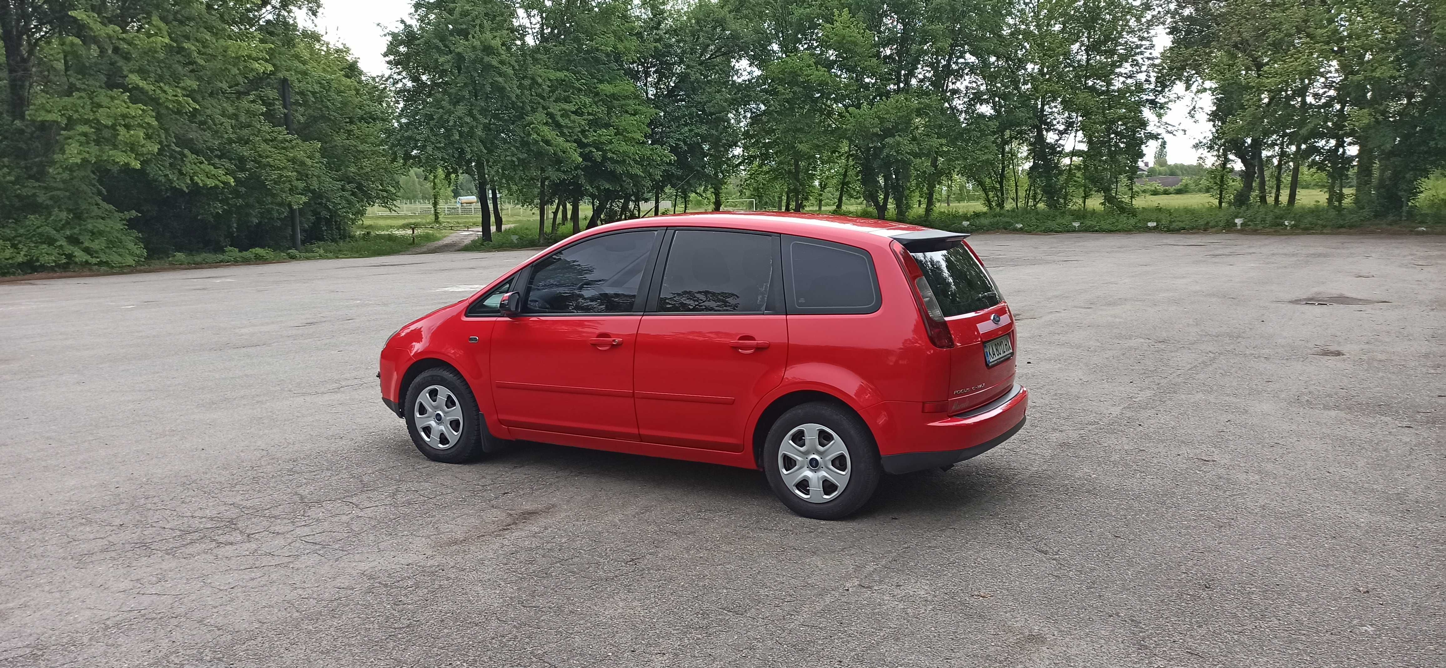 Ford Focus C-MAX 1.6 дизель, комплектація Chia.