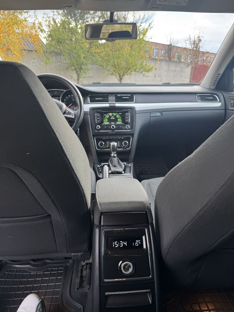 Продам Skoda superb 2014