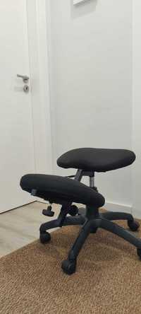 Kneeling Chair / Banco ergonómico esteticista/manicure