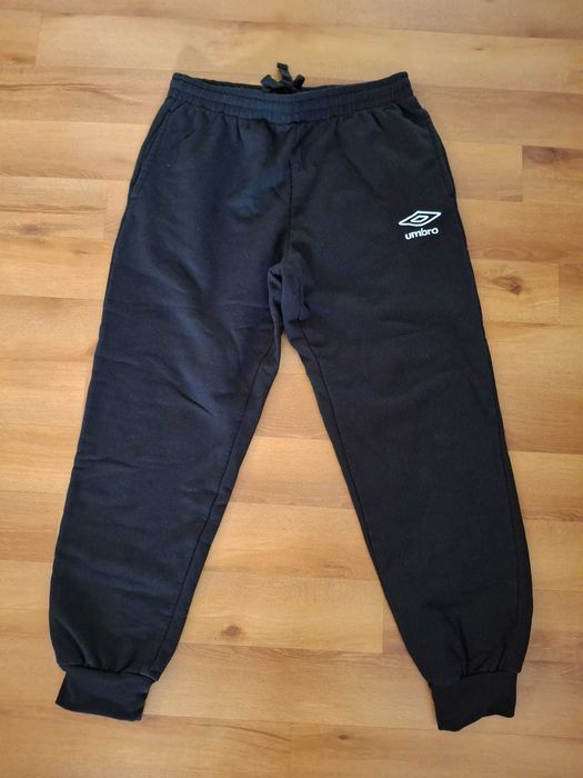 Umbro spodnie dresowe rozmiar XL