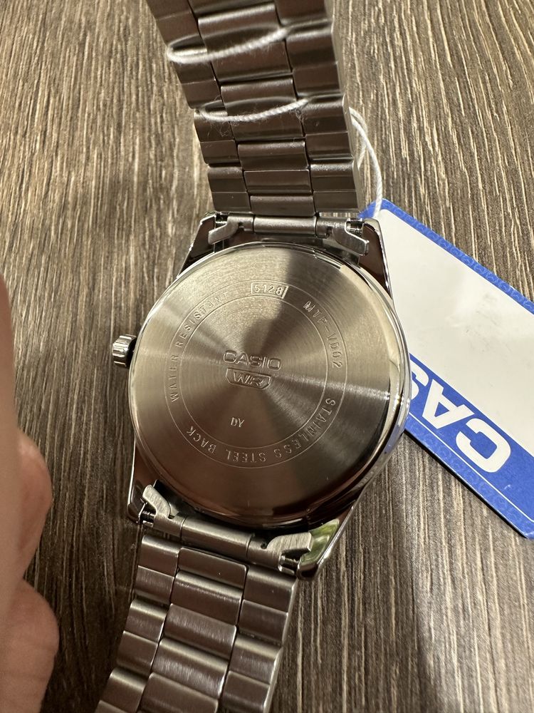 Новий оригінальний Casio mtp-vd02d-1e