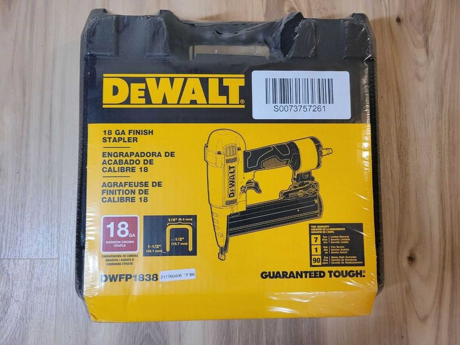 Пневматичний Степлер скобозабивач Dewalt DWFP1838 новий зі США