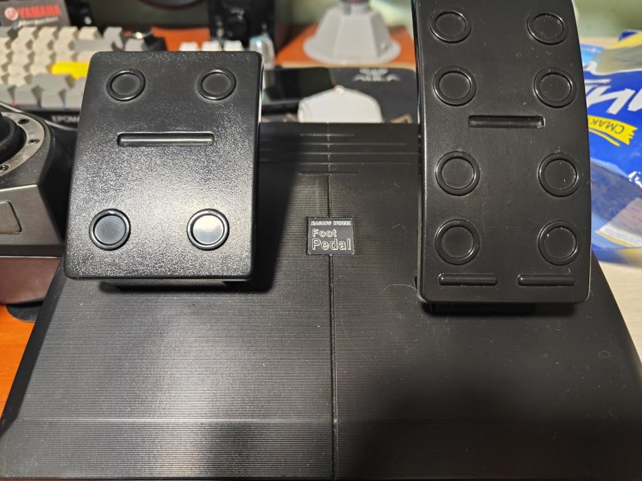 Ігровий руль , ідеальний стан.